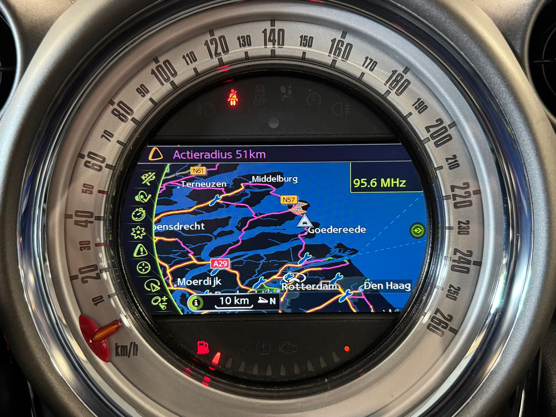 46524575-22.jpg