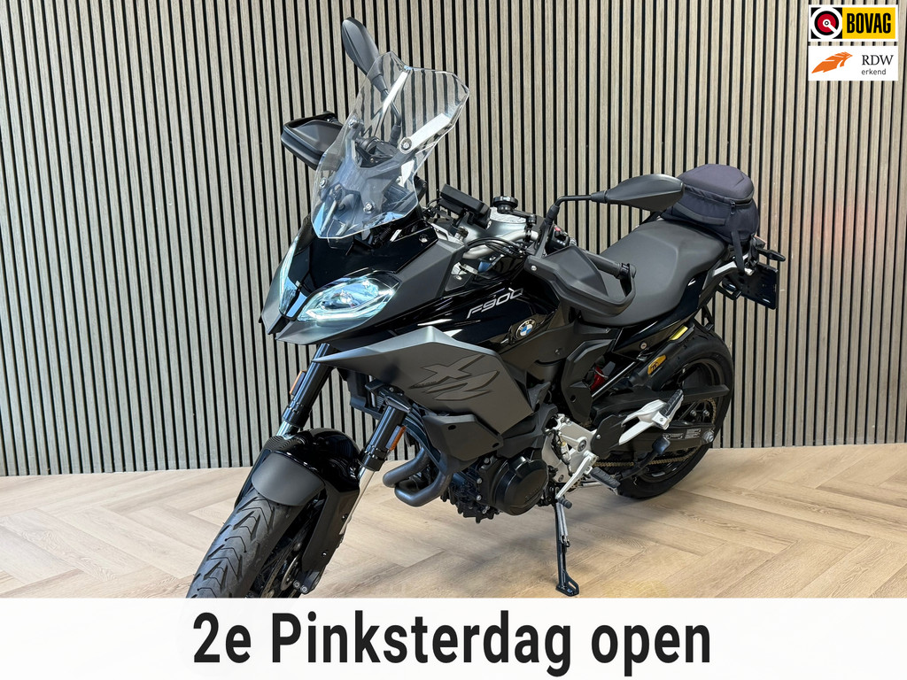 38313492-32.jpg